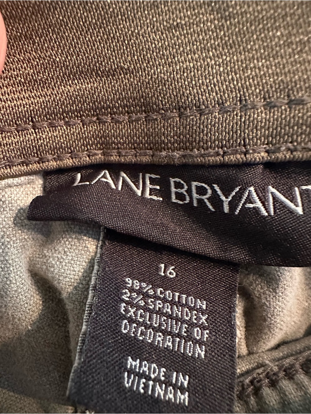 Lane Bryant Olive Green Embroidered Floral Utility Shorts Size 16 - Picture 2 of 6